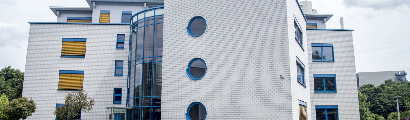 Kalksandstein-Fassade Verwaltung Entennest