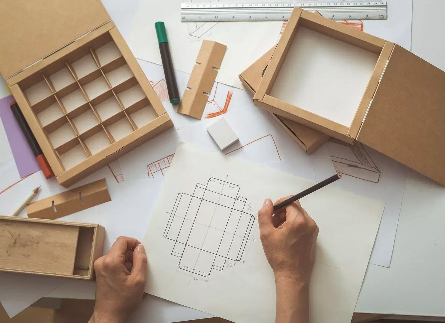 Verpackungsentwicklung: Kartonmodelle