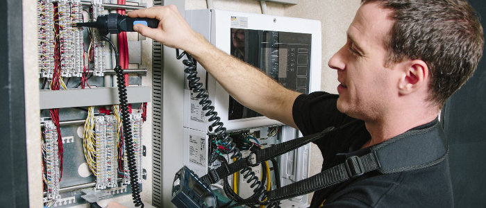 Electronics technician examination, specialty energy and building technology