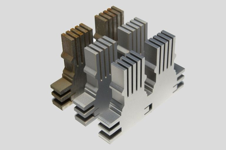 Mold for plastics and elastomer technology