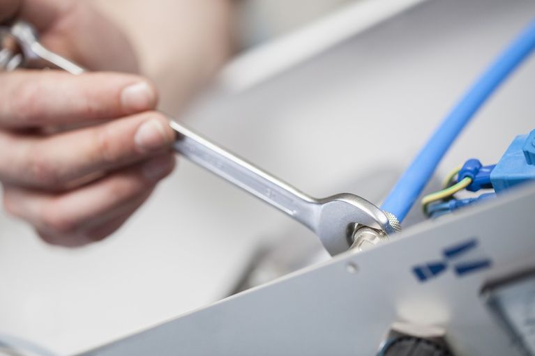 Anti-stick coating of tools
