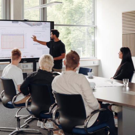 Projektbesprechung im Konferenzraum