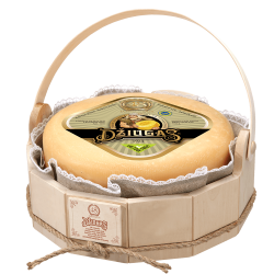 Džiugas® Luxurious, 48 Monate, Käse-Torso in Holzdose (4,2 kg)