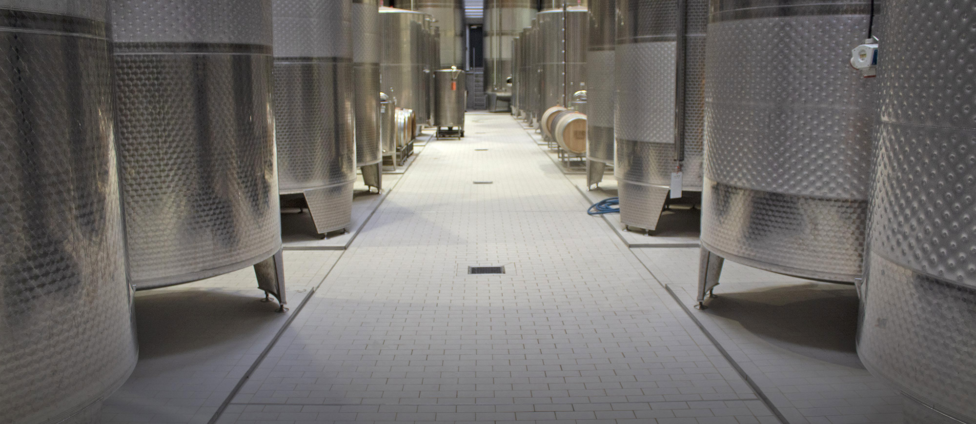 Tile adhesive & jointing resins