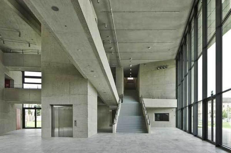 Floor coating, university and museum – 13,000 m²