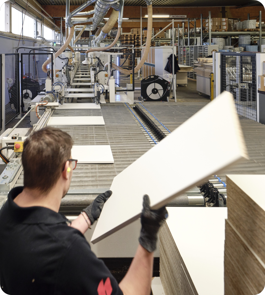Einbauküche aus eigener Produktion