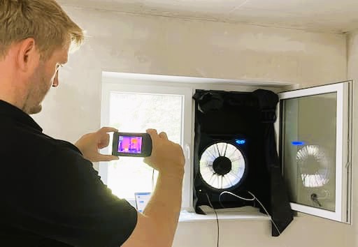 Blower-Door-Test
