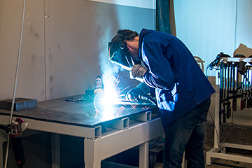 Welding bay