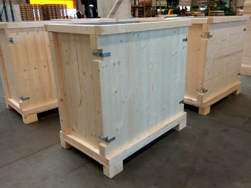 Trade fair crate S3 with quick-release fasteners