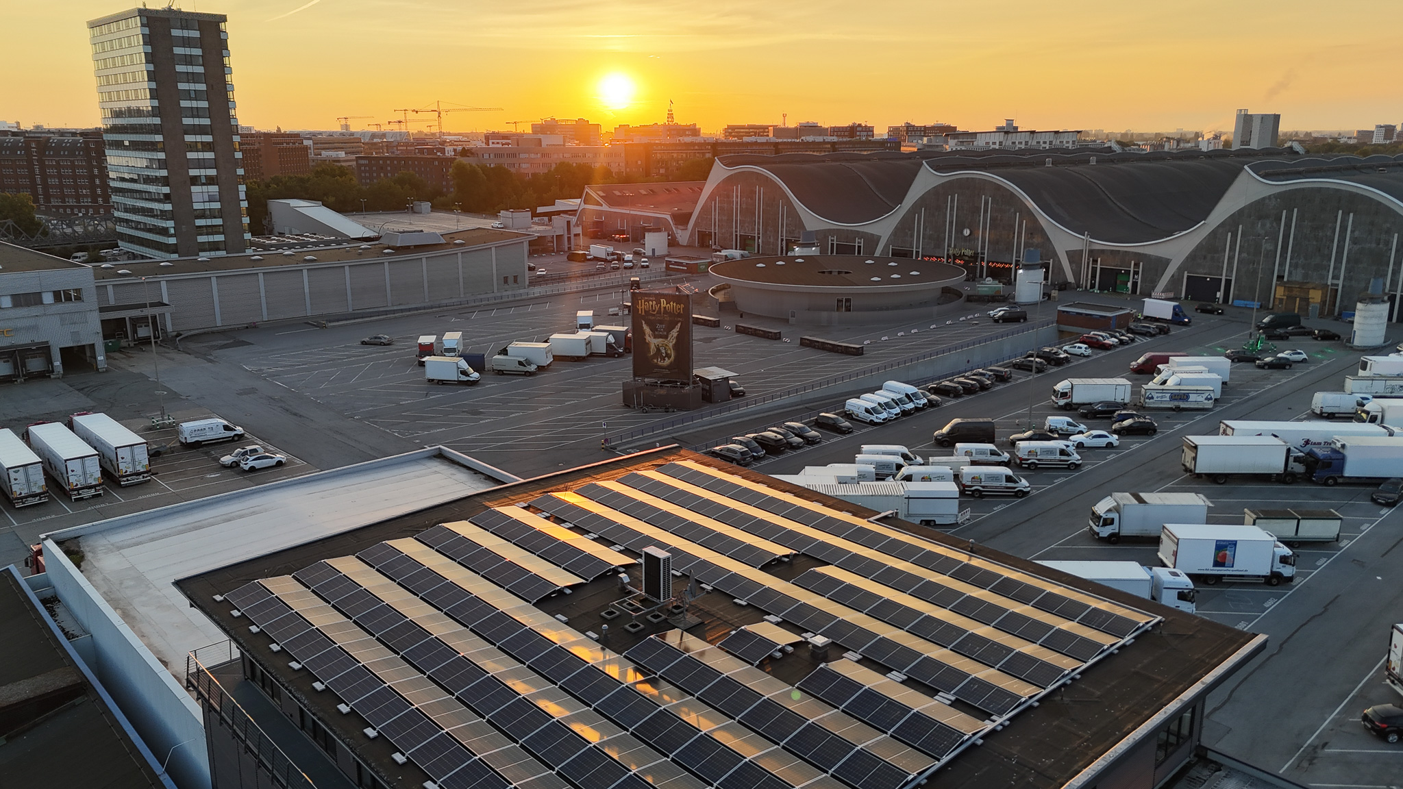 Hamburger Großmarkt bei Sonnenaufgang