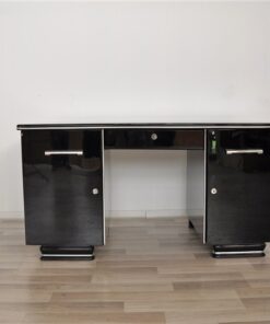 Art Déco desk, piano lacquer with 12 layers
