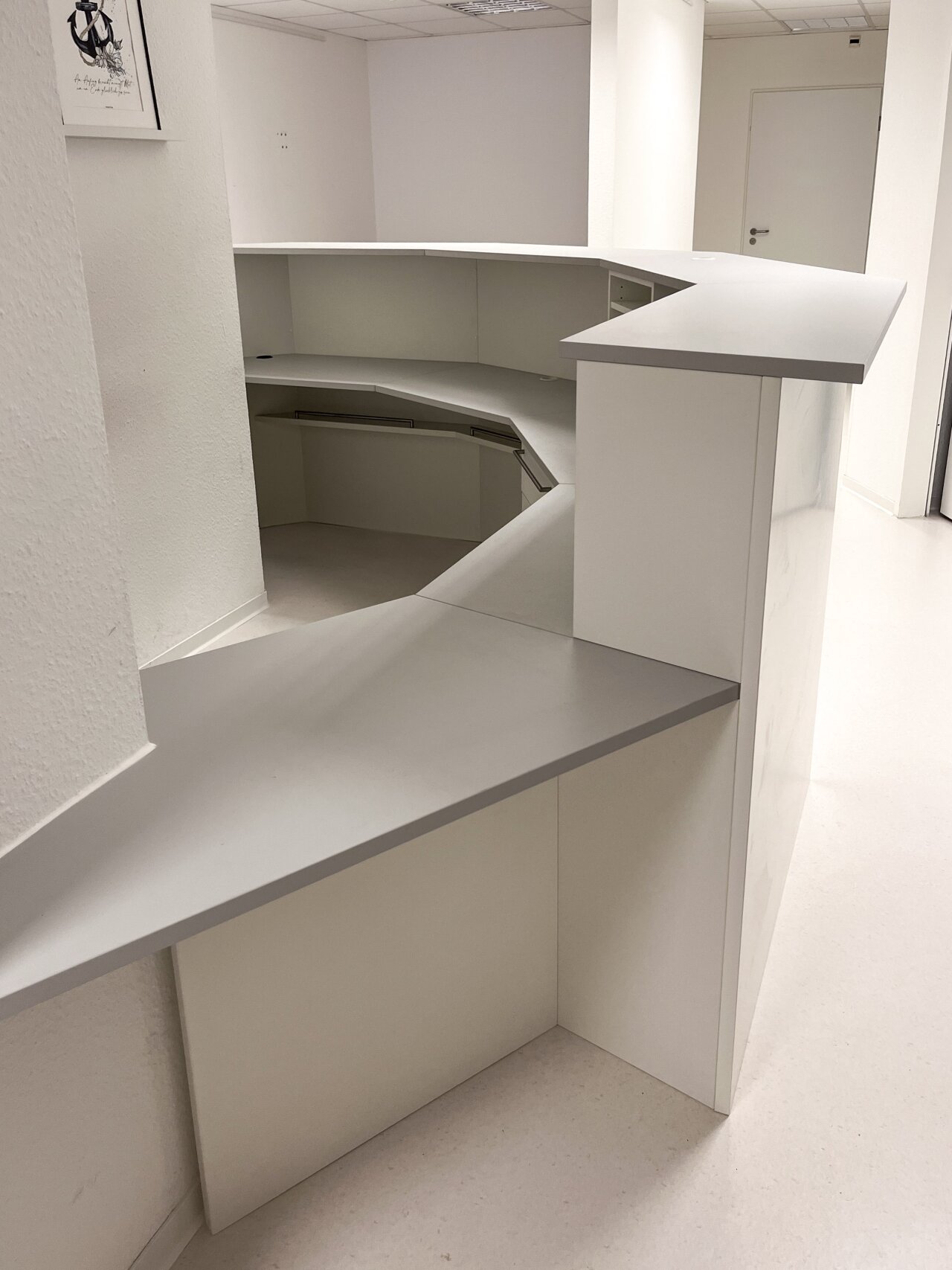 Empfangstresen Physiopraxis MoveX
