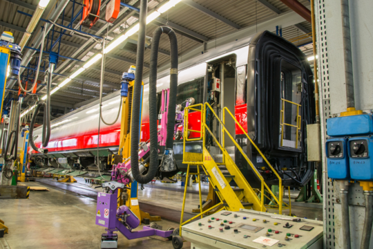 Zugsegment und Wagen