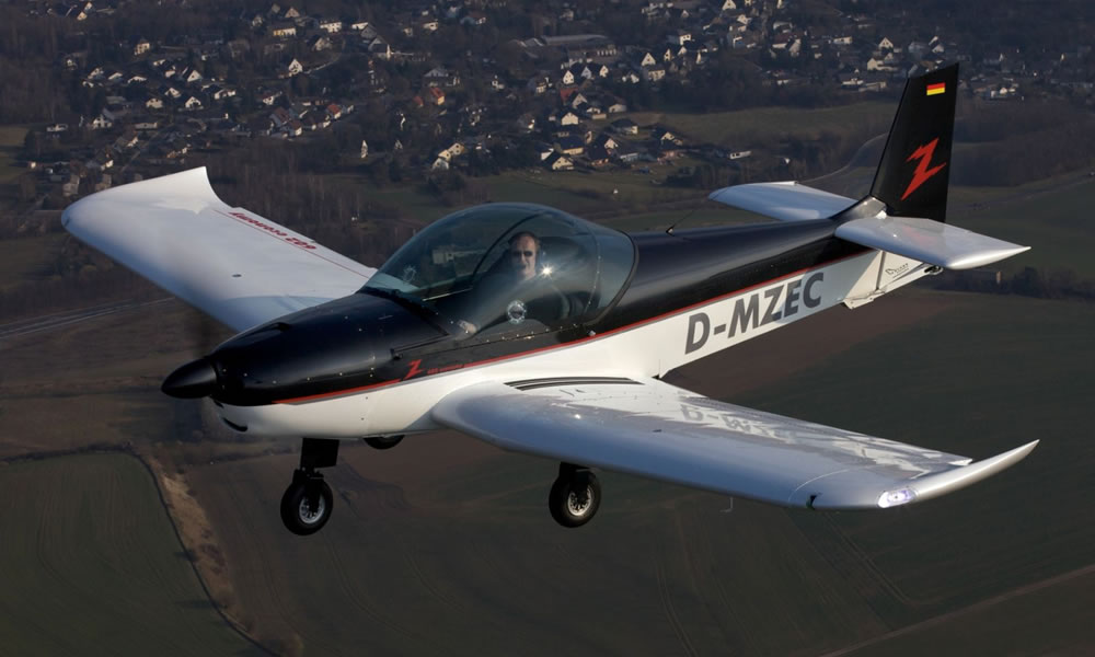Z-602 economy all-metal ultralight aircraft