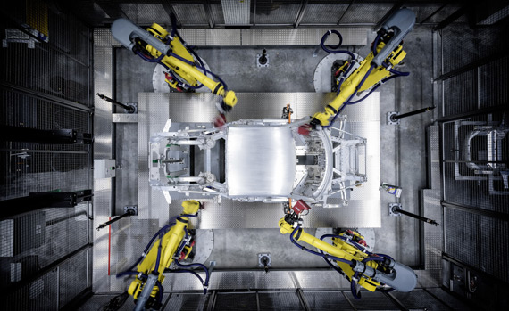 Automatisierte Produktionssysteme mit Rückverfolgbarkeit und Vision