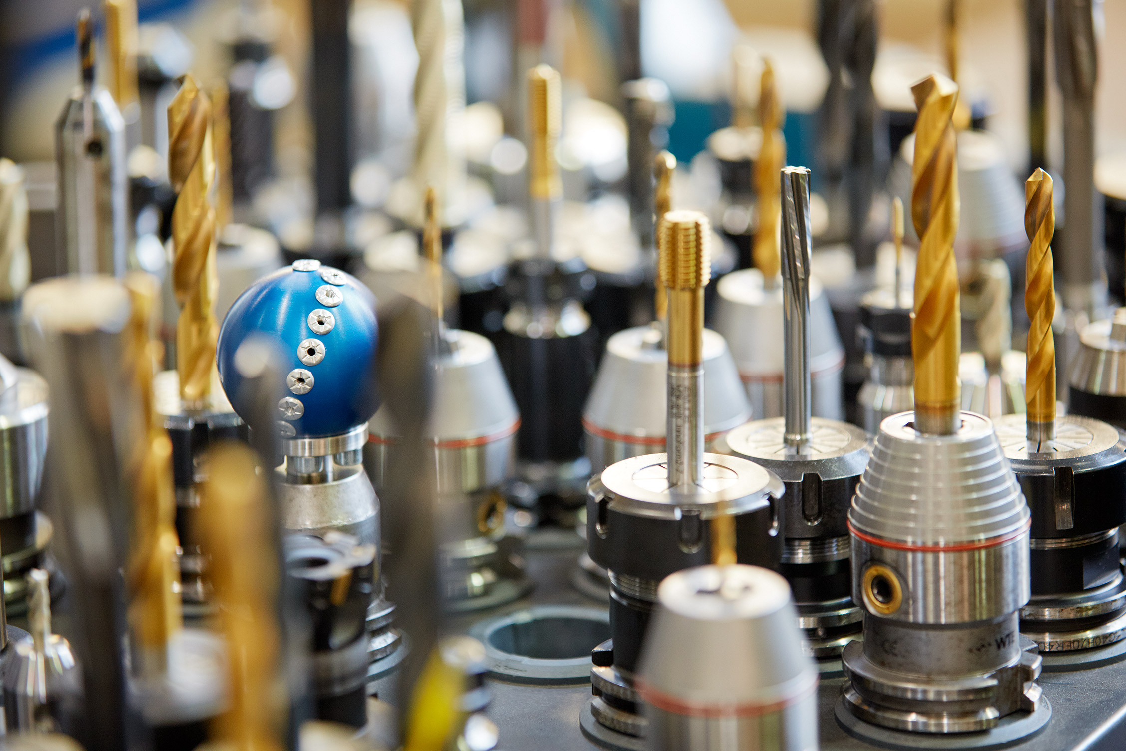 Technik: Schaltschrankbau und Elektromontage