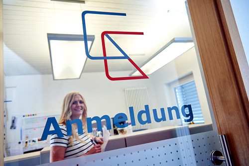 Kontakt und Anfahrt