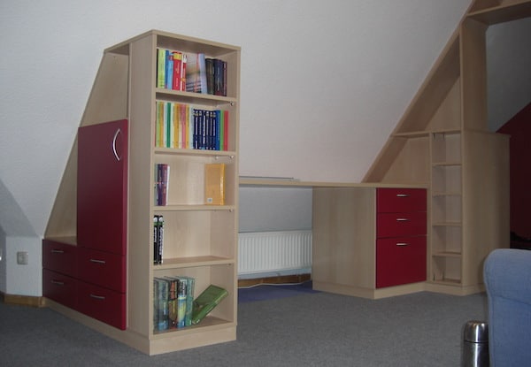 Dachgeschosswohnung Schränke