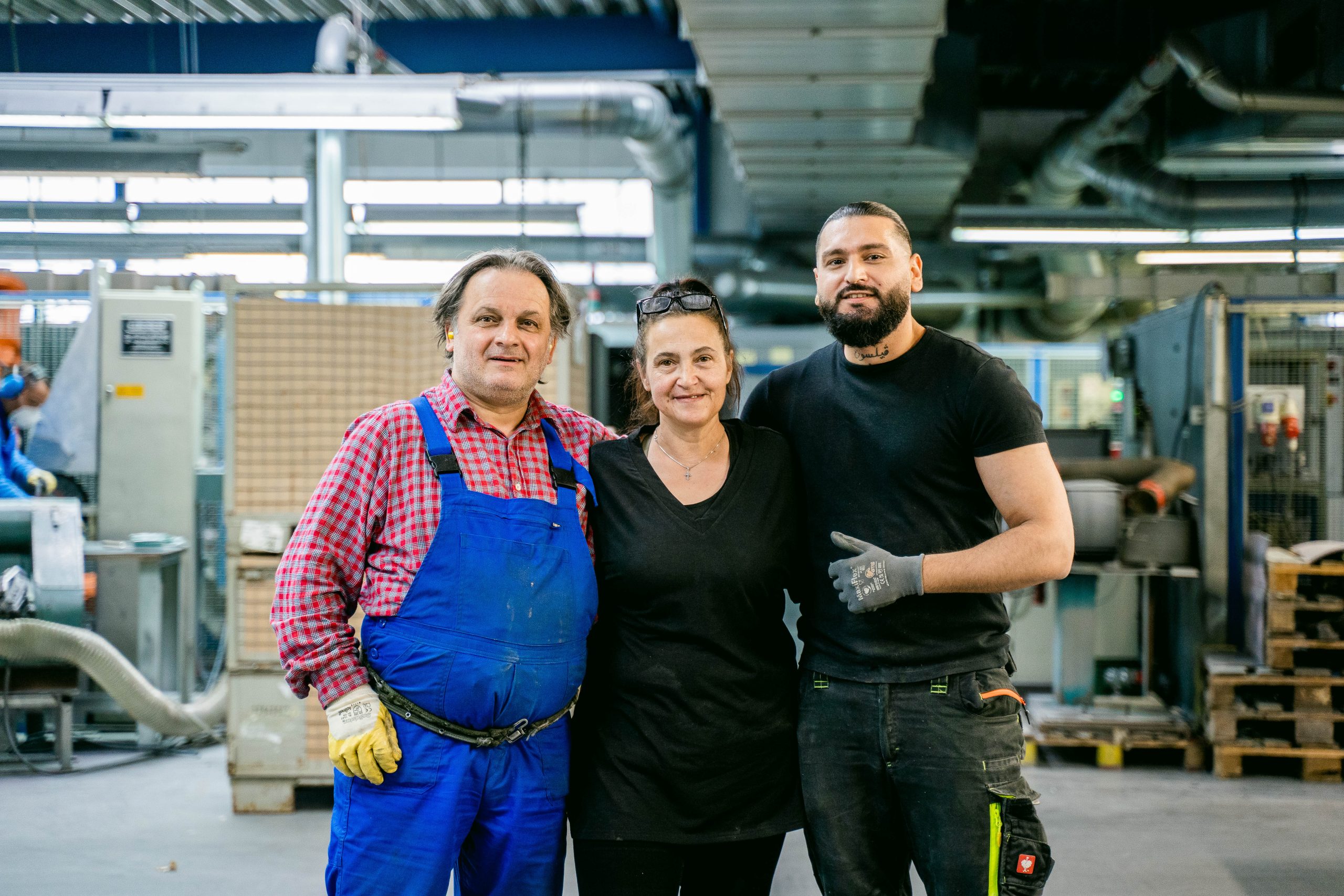Venetis Metallschleiferei – Fertigung