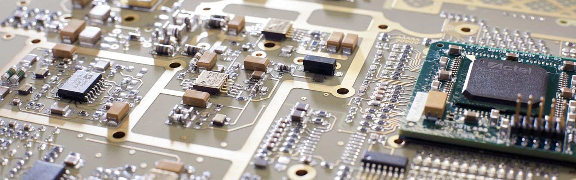 Bestückte Leiterplatte (SMD/THT, HDI)