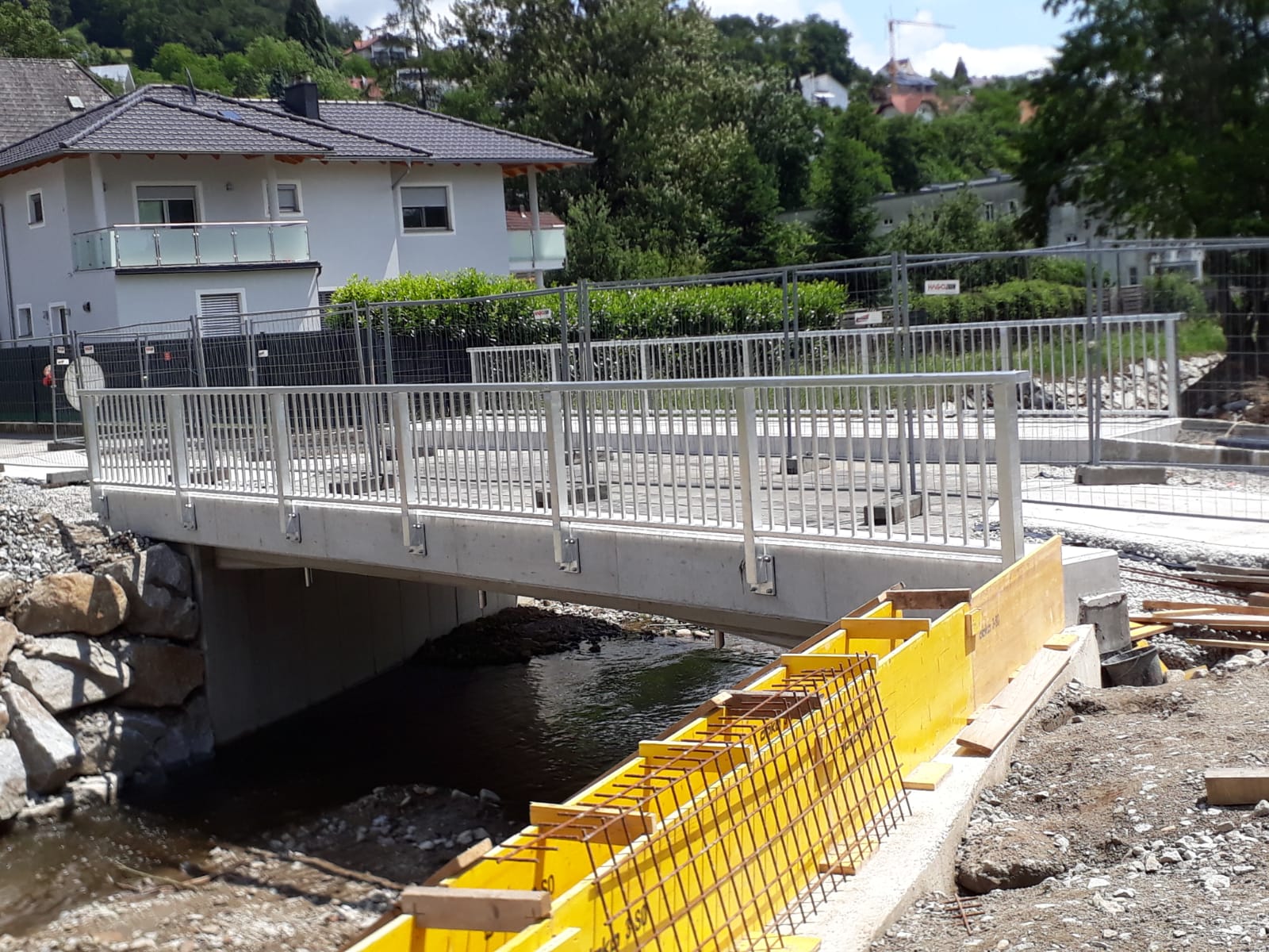Treppen und Podeste