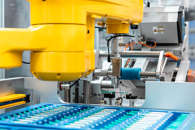 Robotik und Automationslösungen für Etikettierzellen