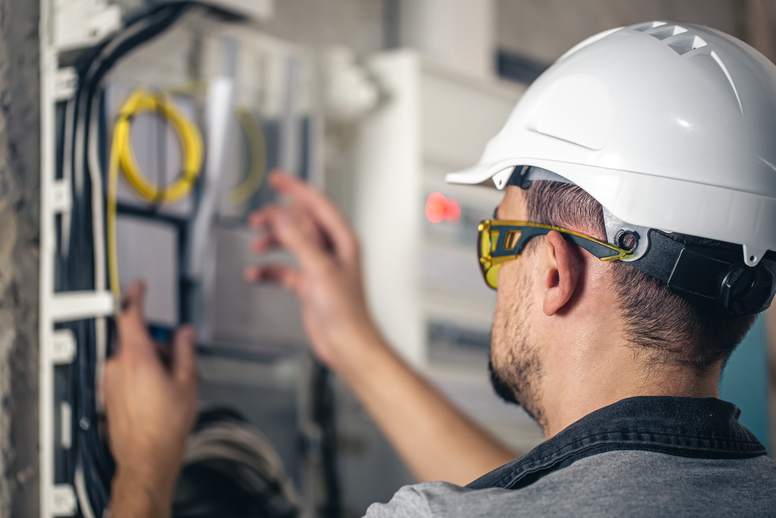 Elektroinstallation und Anlagenprüfung