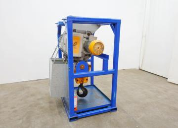 Machine warehouse and equipment