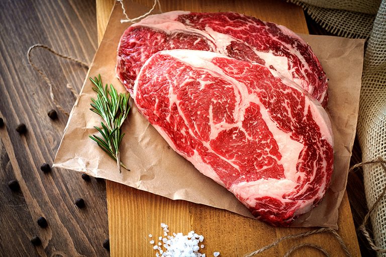 Inspektion von Fleisch und Fisch