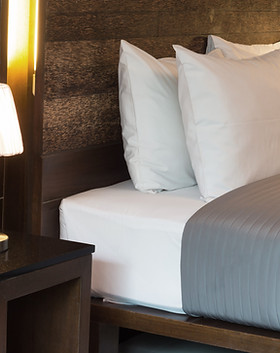 Nachttischlampe / Hotelausstattung