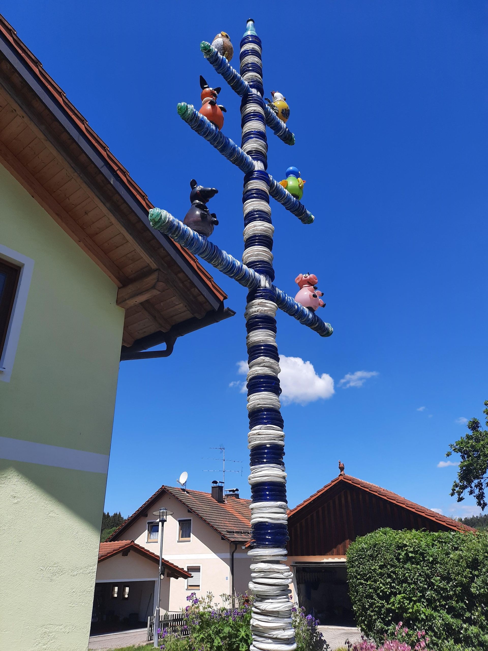 Gläserner Maibaum