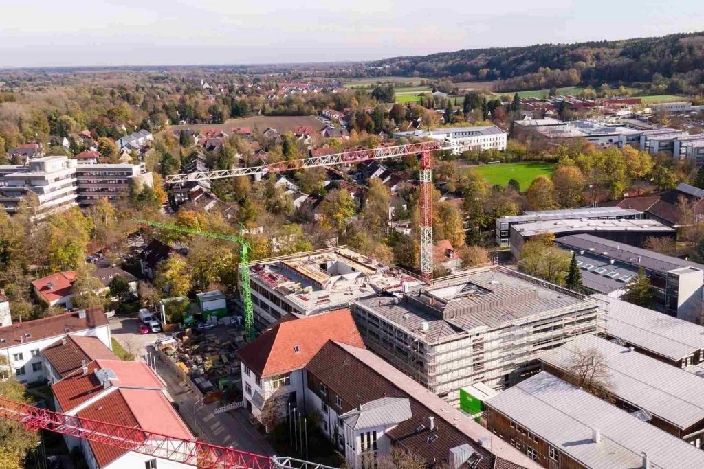 Schulgebäude in Sichtbeton SB3