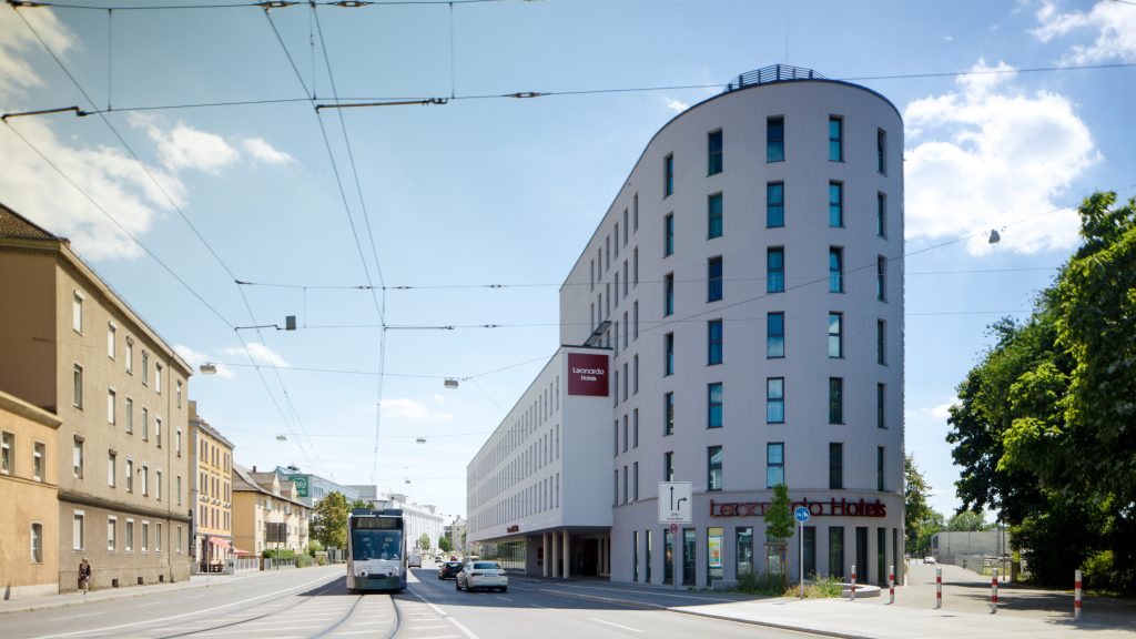 Hotelrohbau mit Tiefgarage