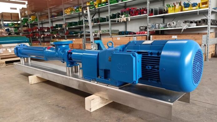 BE4H1500 Exzenterschneckenpumpe, vierstufig, mit Antrieb auf Edelstahl-Grundplatte