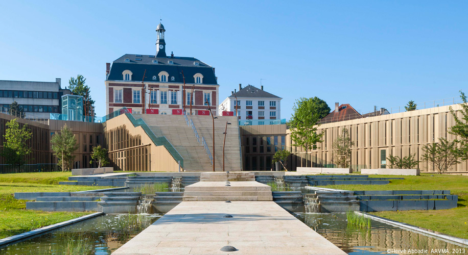 Historisches Rathaus Noisy-le-Grand (1)