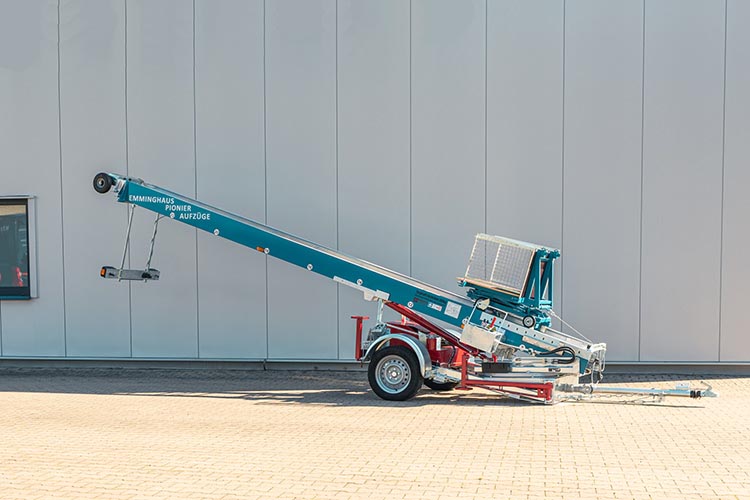 Aufzug HDB 6 auf 20 m mit Universalpritsche
