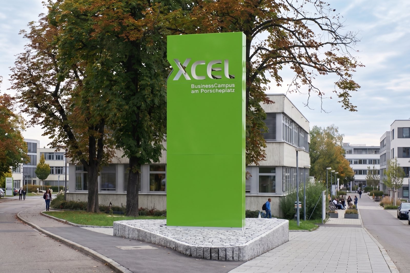 Werbepylon XCEL BusinessCampus