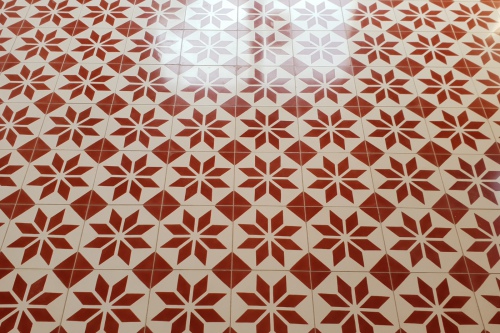 Zementfliesen, Terrazzofliesen, Terrazzo, Cotto – Leistungsbereiche des Betriebs