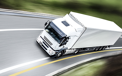 Serviceleistungen: Zuschnitt, Verpackung, Logistik