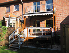 Balkone, Treppen und Geländer