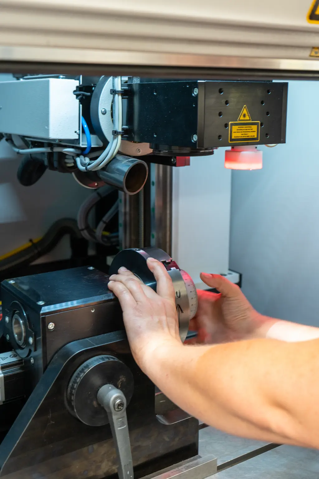 Laserbeschriftetes Bauteil