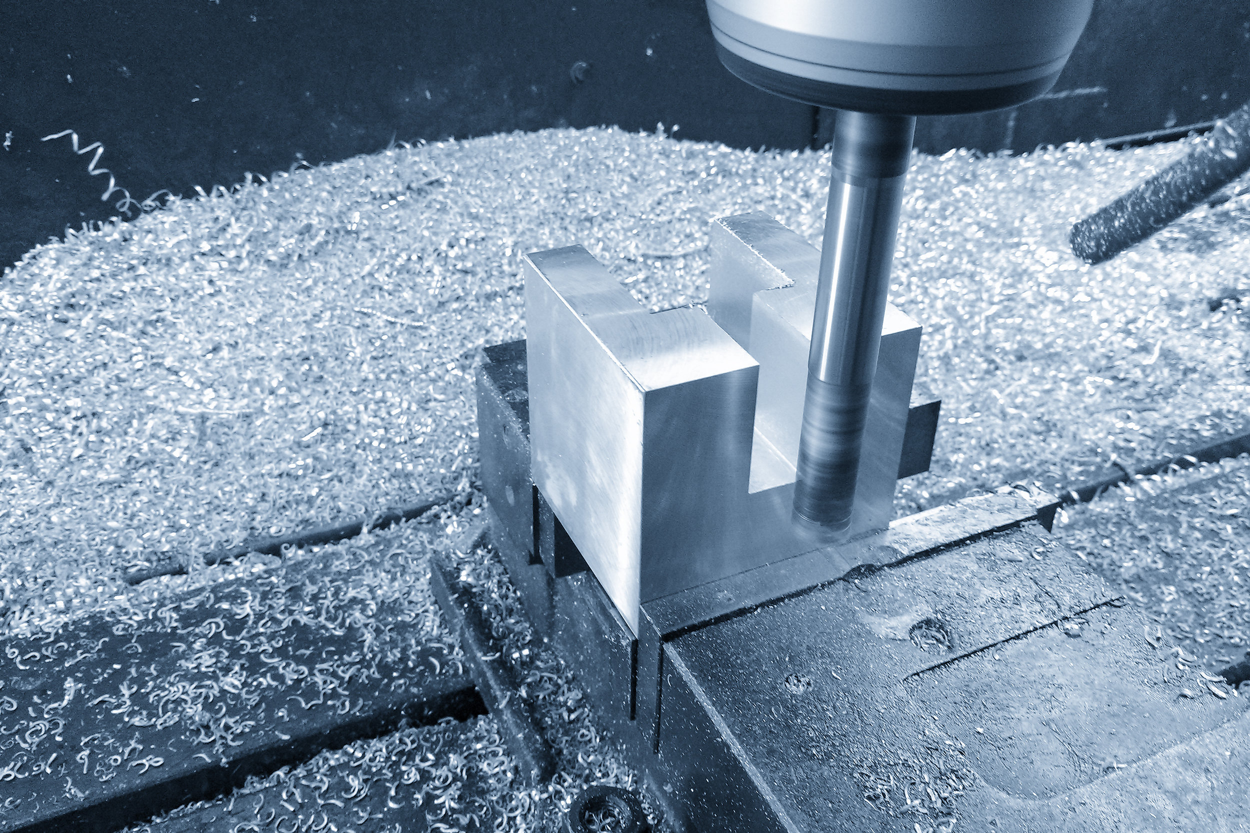 Shaft for gearbox and mechanical engineering