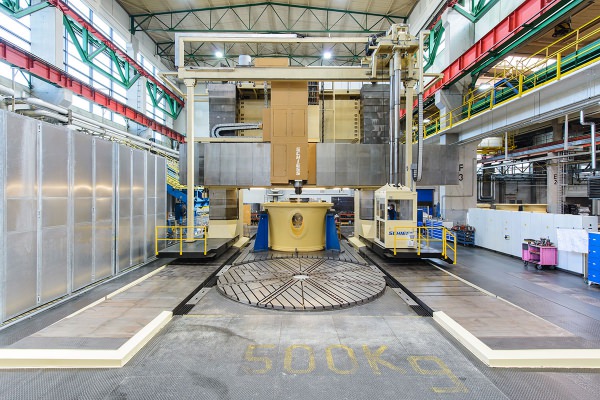 Bohren auf DFZ Gantry