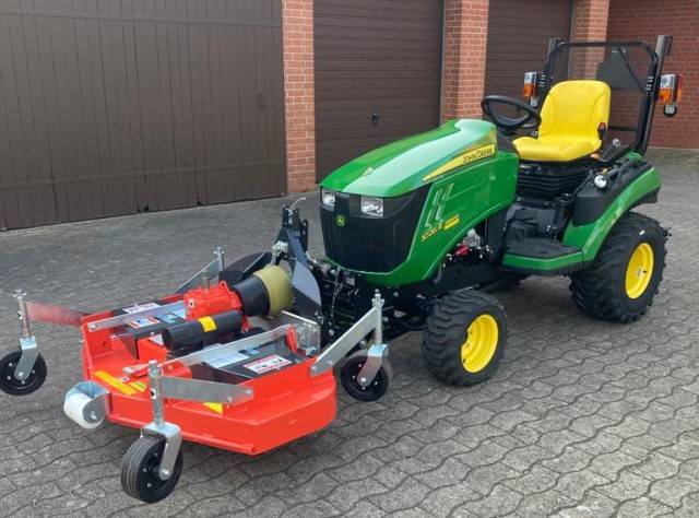 John Deere 6090M Samtgemeinde Lemförde