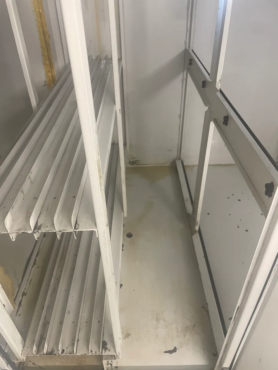 Machine tool cleaning – workspace after cleaning