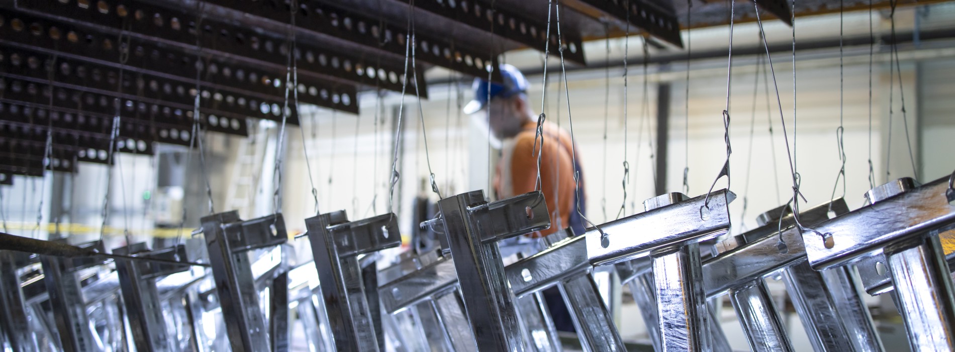 Contract-coated metal components