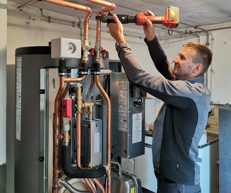 Service portfolio refrigeration, air conditioning, plumbing