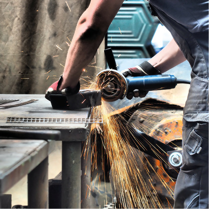 Metallbearbeitung in der Werkstatt