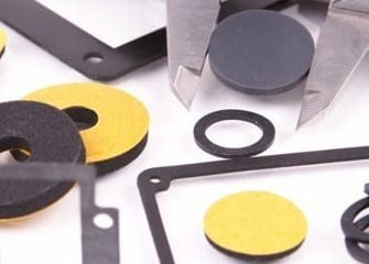 Stanzteile, Ringe und Streifenzuschnitte