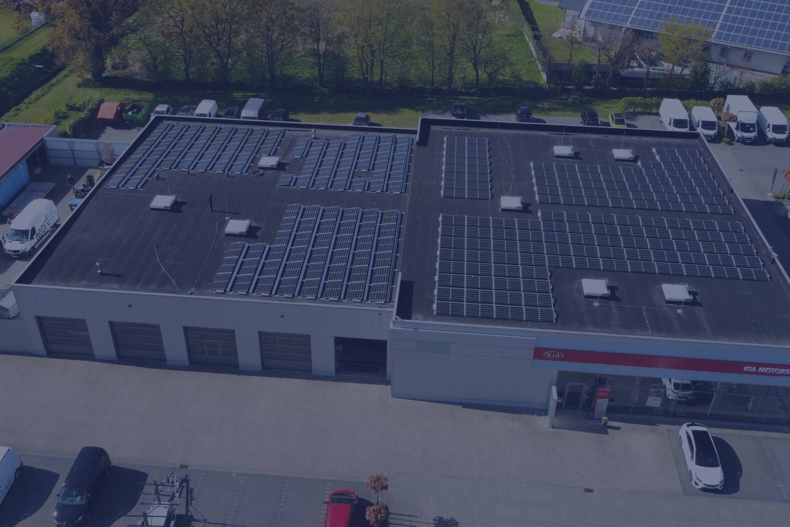 Photovoltaic system on a commercial car dealership property in East Frisia